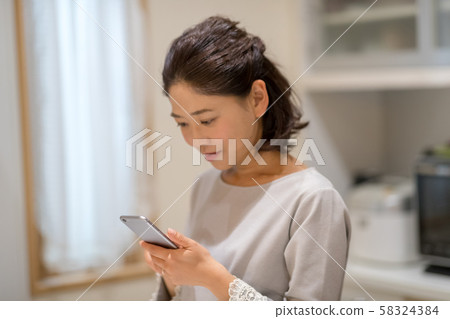 Housewife life 58324384