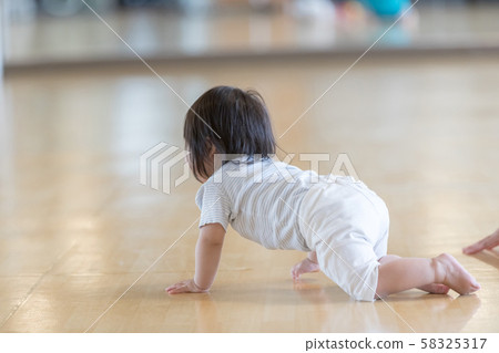 嬰兒 寶寶 寶貝 58325317