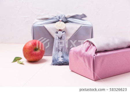 Concept of Korean traditional objects, wrapping cloth and refreshments. 096 58326623