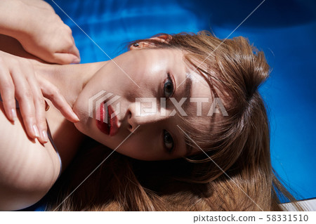 Ladies Beauty Poolside Ladies Beauty Poolside 58331510