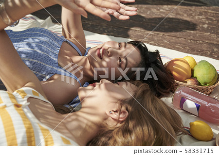 女性女性旅程度假村 女性女性旅程度假村 58331715