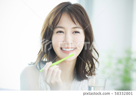 美容牙膏 58332801
