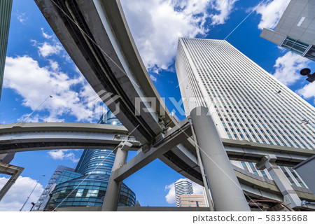 池袋陽光60大廈和高速公路 58335668