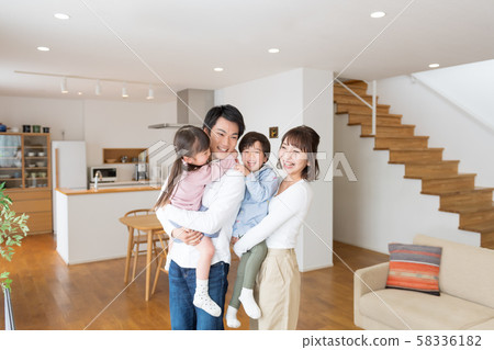 Family of four, parent and child, everyday, good friends, family group 58336182