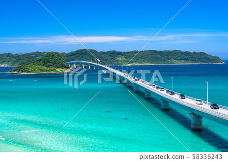 <Yamaguchi Prefecture> Tsunoshima Bridge in summer 58336243