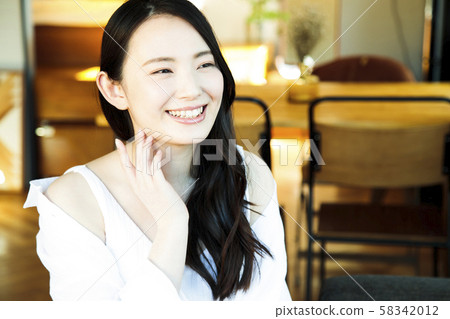 Ladies New Life, Young Women Lifestyle 58342012