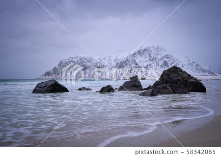 Coast of Norwegian sea 58342065