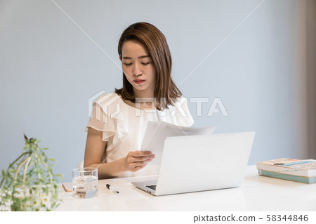 Young freelance woman Young freelance woman 58344846