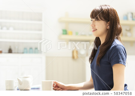 Lifestyle Relax Young woman Coffee Living Lifestyle Relax Young woman Coffee Living 58347058