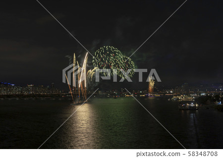 Fireworks, Yeouido, Seoul Fireworks, Yeouido, Seoul 58348708