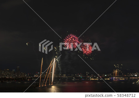 Fireworks, Yeouido, Seoul Fireworks, Yeouido, Seoul 58348712