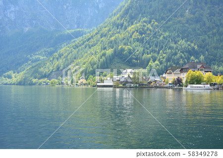 Hallstatt Austria 58349278