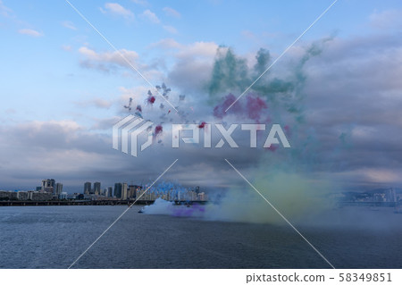 首爾汝ou島煙花節 首爾汝ou島煙花節 58349851