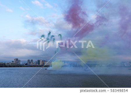 首爾汝ou島煙花節 58349854