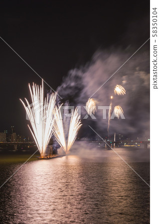首爾汝ou島煙花節 58350104