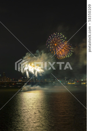 首爾汝ou島煙花節 首爾汝ou島煙花節 58350109