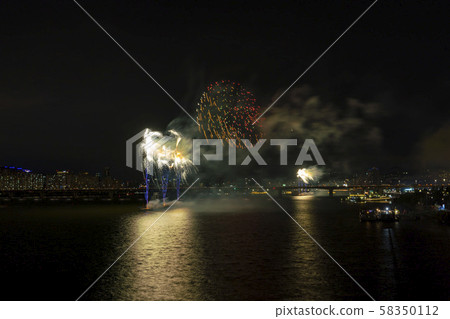 首爾汝ou島煙花節 首爾汝ou島煙花節 58350112