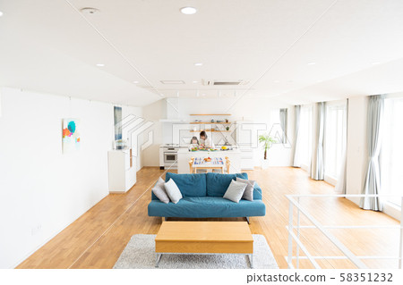 Living dining, parent and child, daily life, good friends Living dining, parent and child, daily life, good friends 58351232