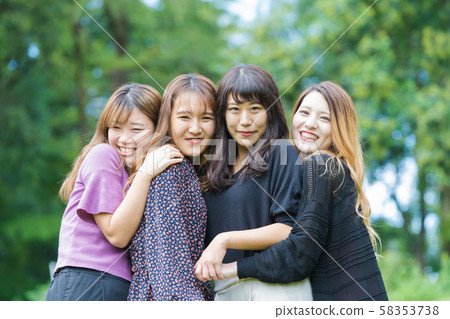 Girls friendship 58353738