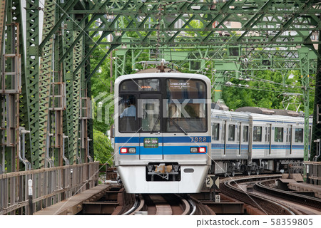 Hokuso Line 7300 (within Keikyu Line) 58359805