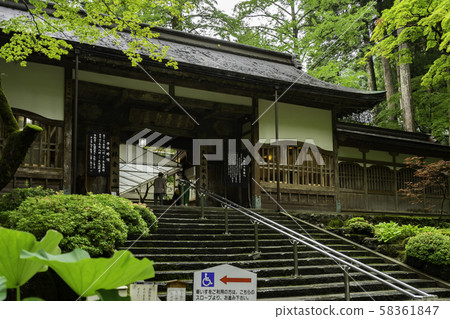 福井縣吉田郡榮平町榮平寺門 58361847