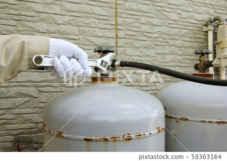 Propane gas connection 58363164