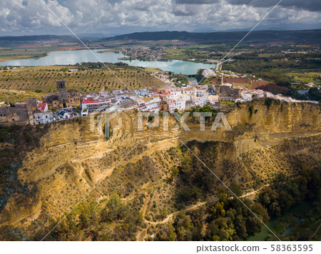 Spanish town of Arcos de la Frontera Spanish town of Arcos de la Frontera 58363595