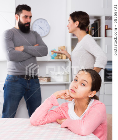 Parents arguing at home 58368731