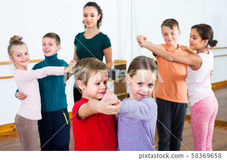 children dancing tango children dancing tango 58369658