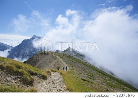 Mountain trail from Mt. Korenka to Mt. Hakuba (Hakuba mountain range, Kita-Azumi, Nagano) 58373670