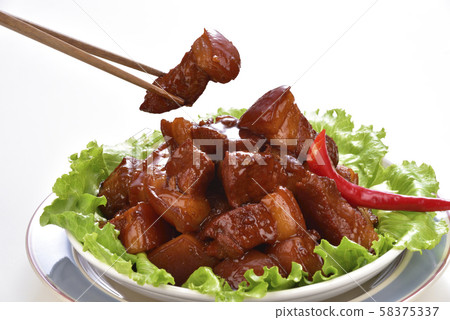 新鮮美味的滷豬肉 58375337