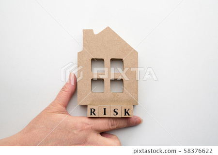 House risk House risk 58376622