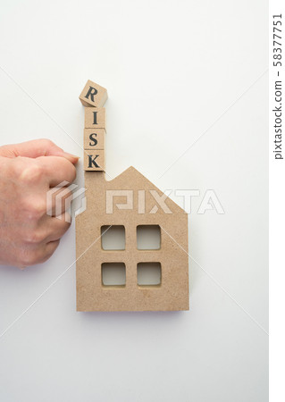 House risk 58377751