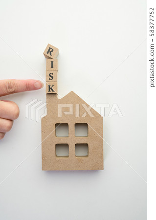 House risk 58377752