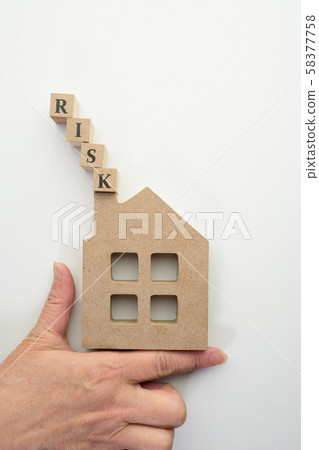 House risk 58377758