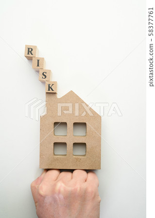 House risk House risk 58377761