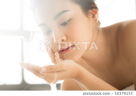 女士們的生活方式洗面奶 女士們的生活方式洗面奶 58379153