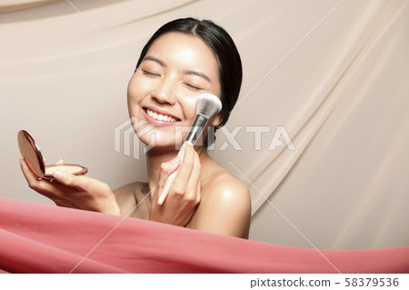 Female beauty silk Female beauty silk 58379536