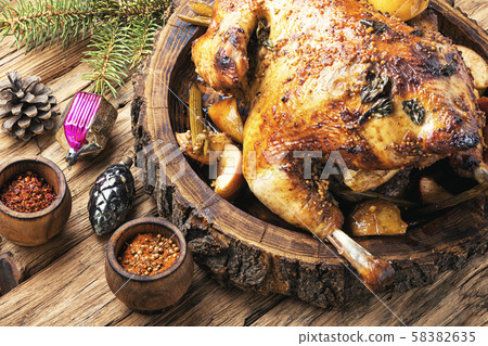 Traditional christmas chicken 58382635