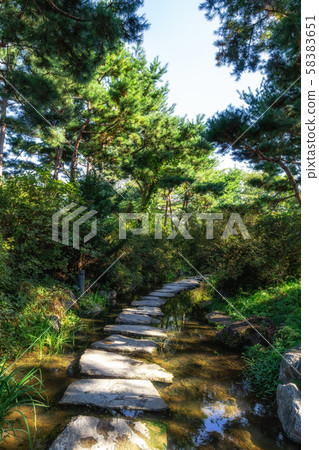 semiwon garden small stream 58383651