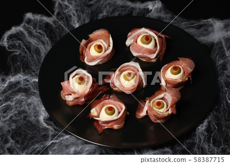 snack eyeballs Halloween snack eyeballs Halloween 58387715