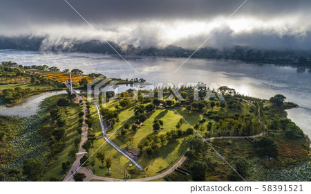 Mule Angae is a park morning Mule Angae is a park morning 58391521