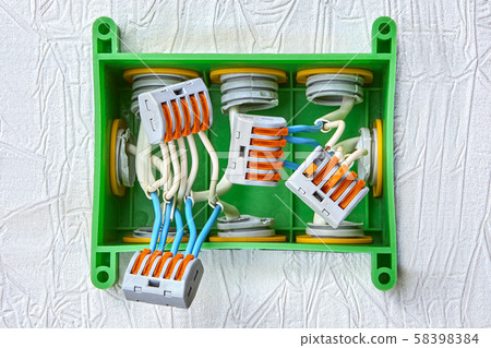 Spring lever electric connectors with 5 Spring lever electric connectors with 5 58398384