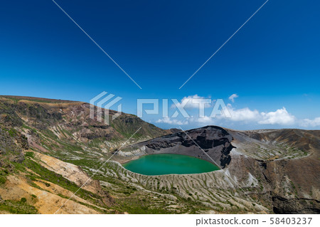 Miyagi Zao's Onka emerald green crater lake Goshikinuma and Goshikidake Miyagi Zao's Onka emerald green crater lake Goshikinuma and Goshikidake 58403237