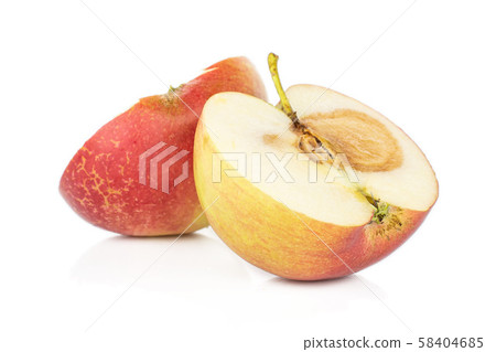 Red jonagold apple isolated on white 58404685