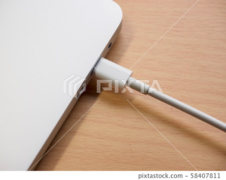 筆記型電腦、USB 連接埠、電腦設備 58407811