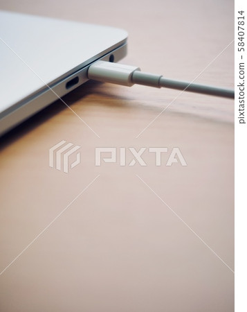 筆記型電腦、USB 連接埠、電腦設備 58407814