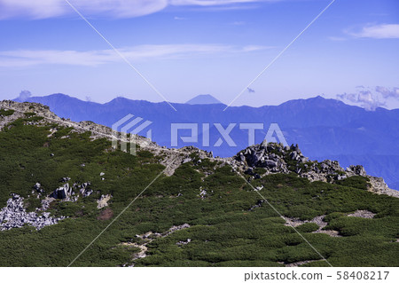 (Nagano) Senjojiki curl, Inamae Ridge Line Mt. Fuji 58408217