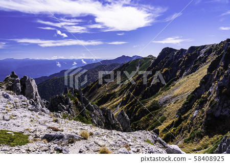 (Nagano) Senjojiki curl, Hokendake ridge line seen from Noritsu Jodo 58408925