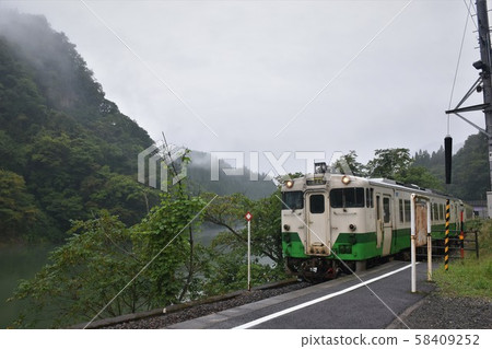 Kirugyoukyo and Tadami Line Hayato Station Kirugyoukyo and Tadami Line Hayato Station 58409252